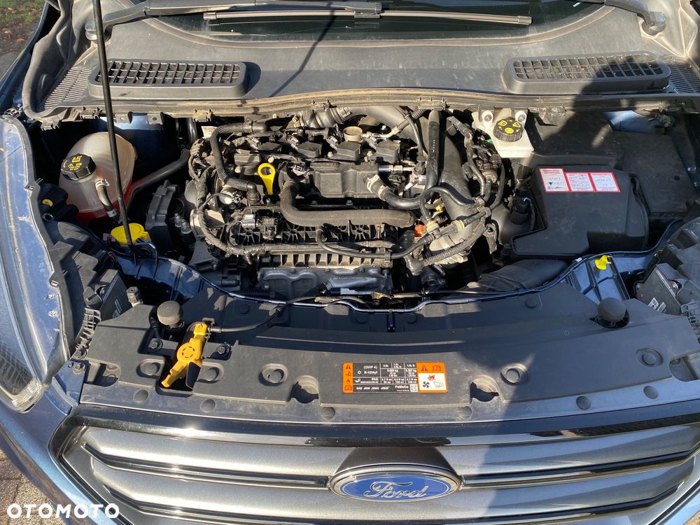 Ford Kuga 1.5 EcoBoost 2x4 ST-Line - 21