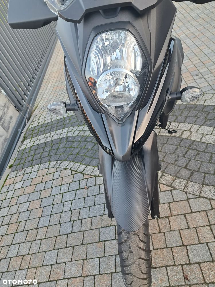 Suzuki V-STROM - 27