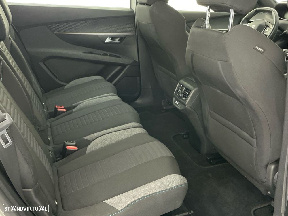 Peugeot 5008 1.2 PureTech Active Pack - 23