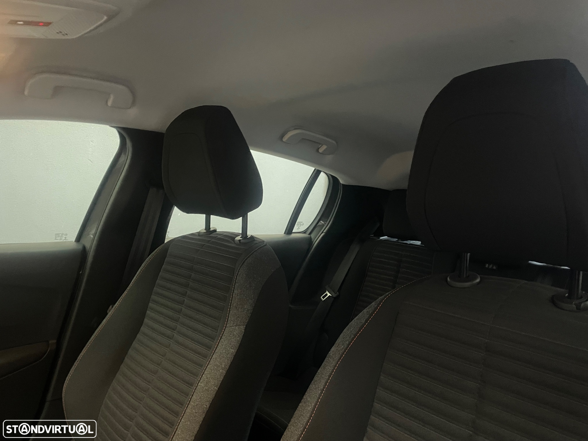 Peugeot 208 PureTech 100 Active - 15