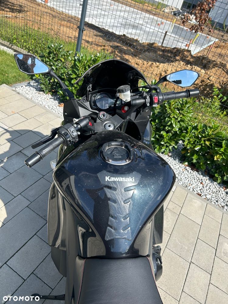Kawasaki Ninja 1000 SX - 10