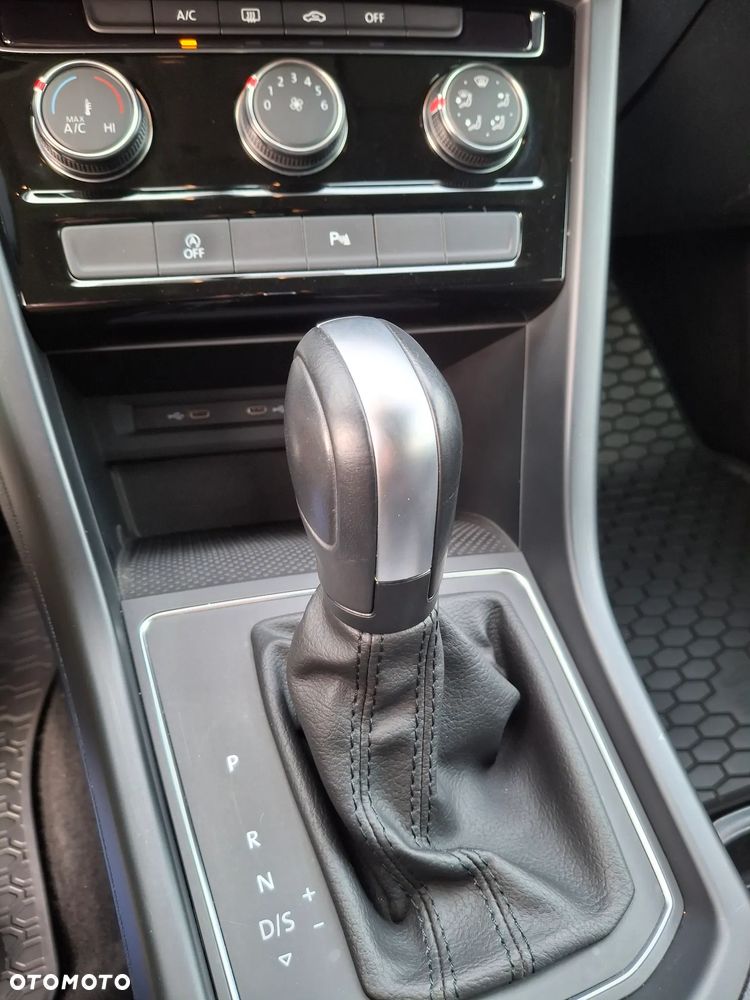 Volkswagen Touran 1.5 TSI EVO Comfortline DSG - 15