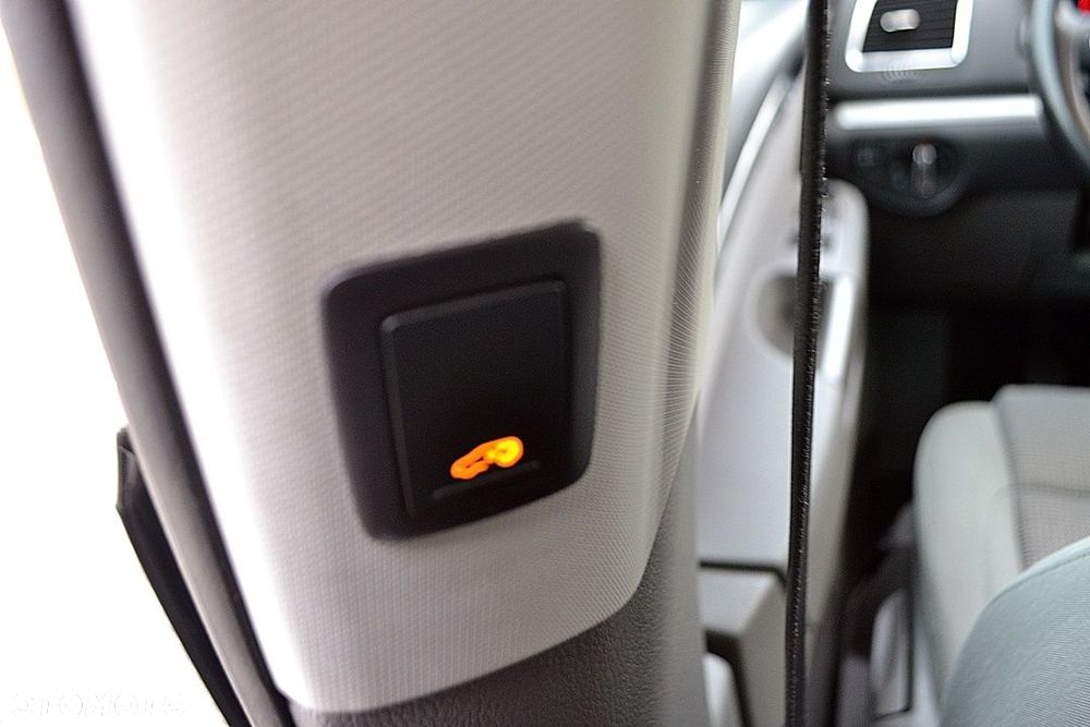 Volkswagen Sharan - 17