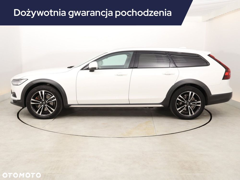 Volvo V90 Cross Country - 4