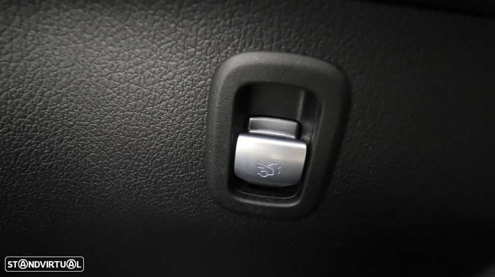 Mercedes-Benz C 220 d Avantgarde - 26