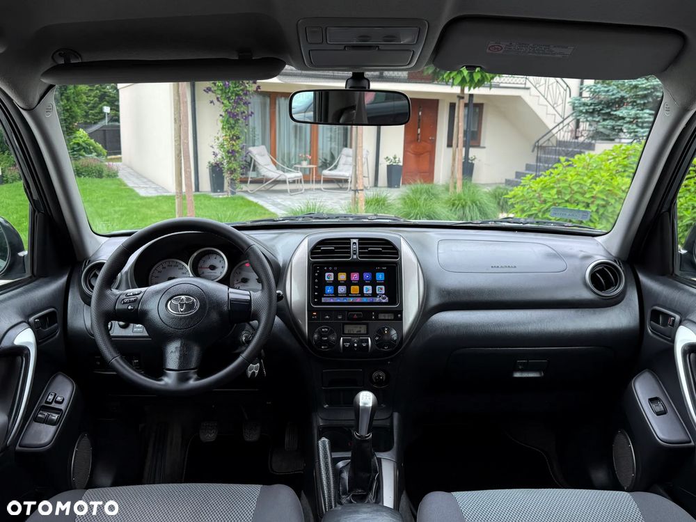 Toyota RAV4 2.0 D-4D Sol - 11