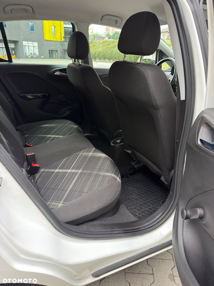Opel Corsa 1.4 16V Cosmo - 15