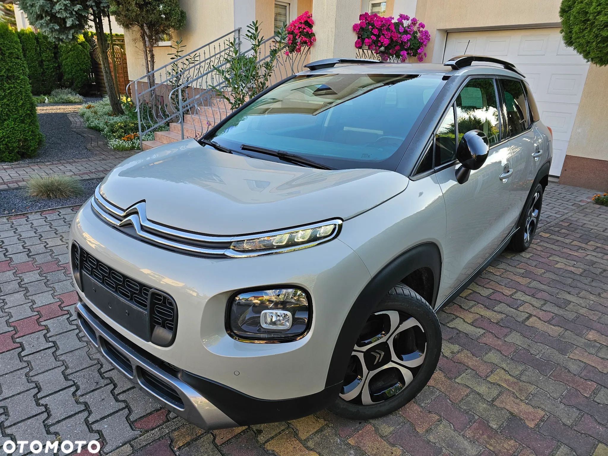 Citroën C3 Aircross 1.2 PureTech GPF Shine S&S EAT6 - 1