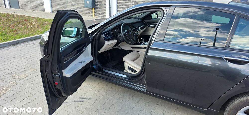 BMW Seria 7 730d - 9