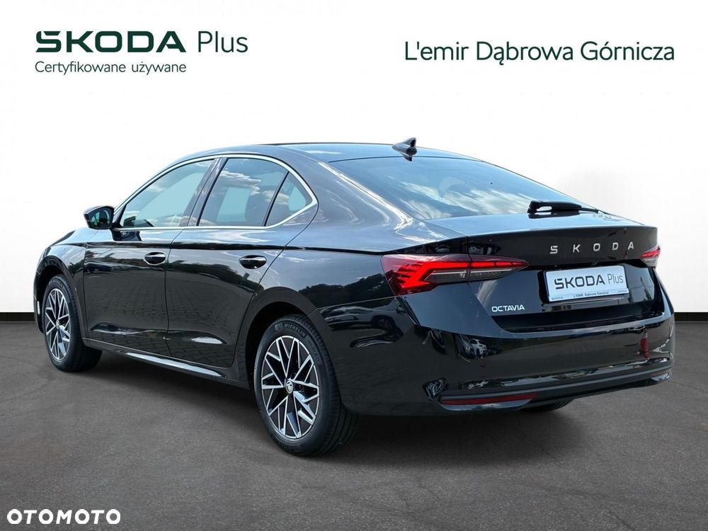 Skoda Octavia 2.0 TDI Selection DSG - 8