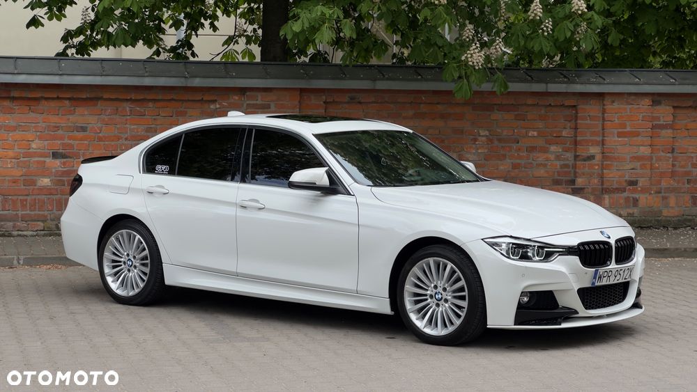 BMW Seria 3 328i Luxury Line - 2