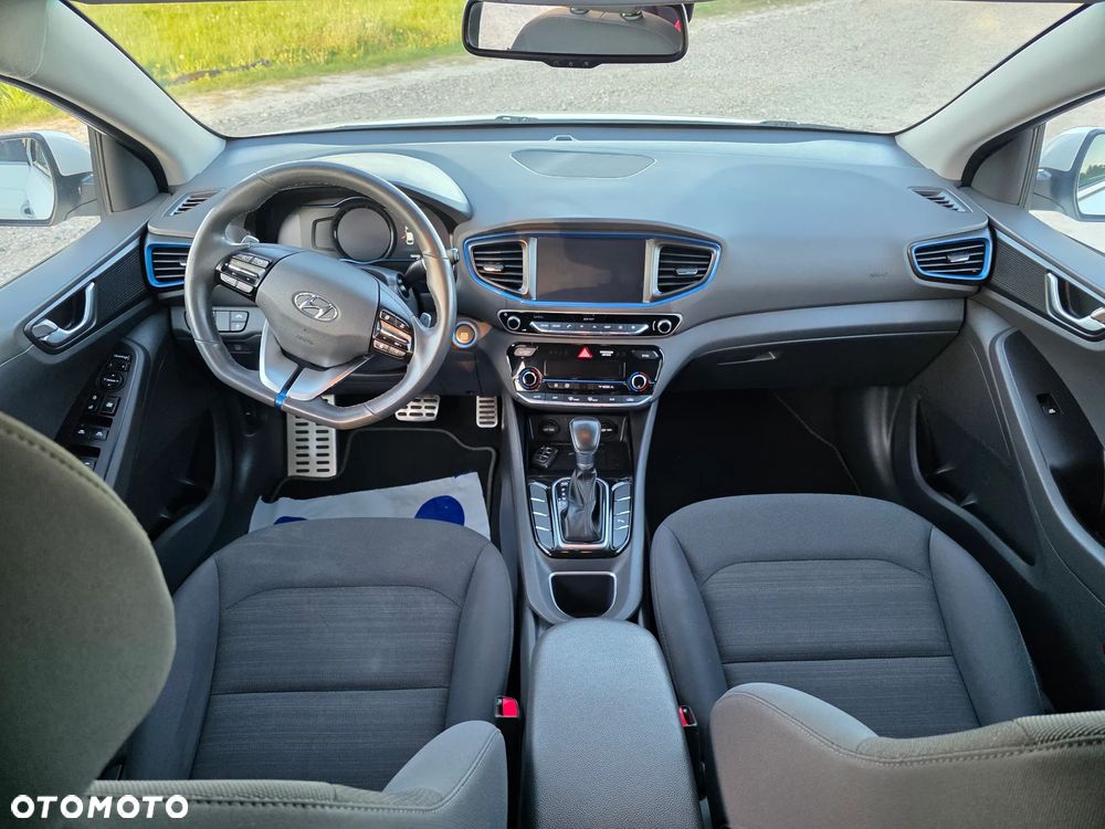 Hyundai IONIQ 1.6 GDI Premium - 18