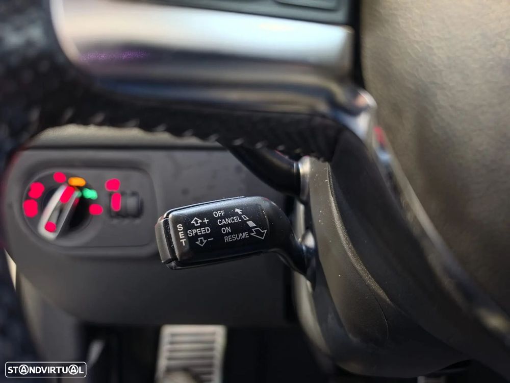 Audi TT Coupé 2.0 TDI ultra quattro S tronic - 26