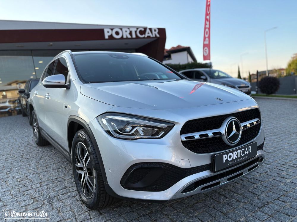 Mercedes-Benz GLA 250 e Progressive - 1