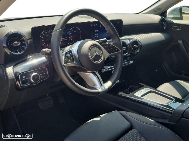 Mercedes-Benz A 200 Standard - 10