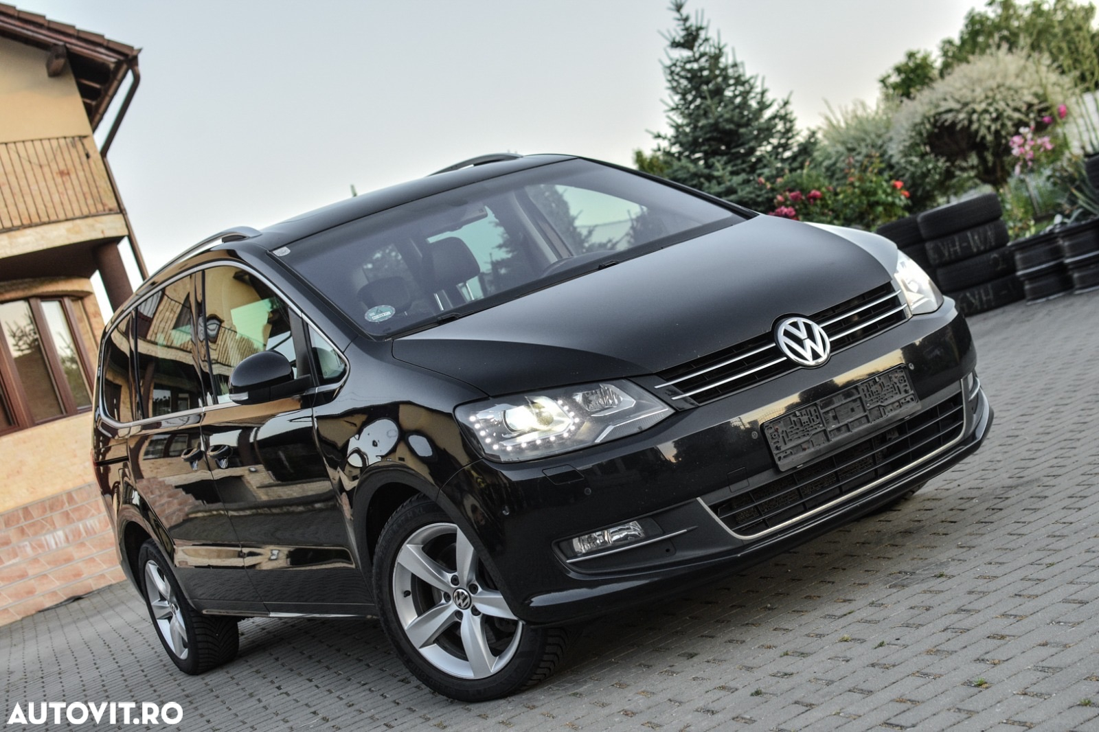 Volkswagen Sharan 2.0 TDI 4MOTION BlueMotion Technology Highline - 26