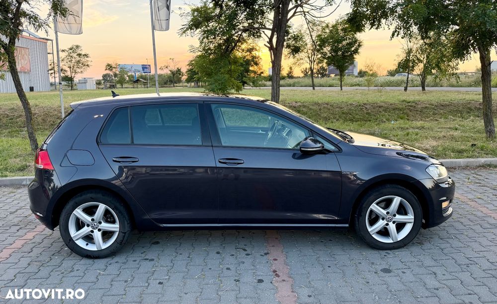 Volkswagen Golf 1.4 TSI BlueMotion Technology DSG Lounge - 36