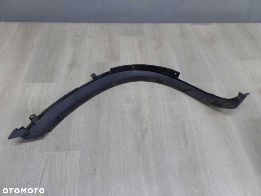 IVECO DAILY IV 06-11 LISTWA SIERP BLOTNIKA PRAWY 3802038 DX - 11