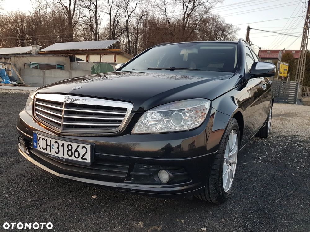 Mercedes-Benz Klasa C 200 T (BlueEFFICIENCY) Avantgarde