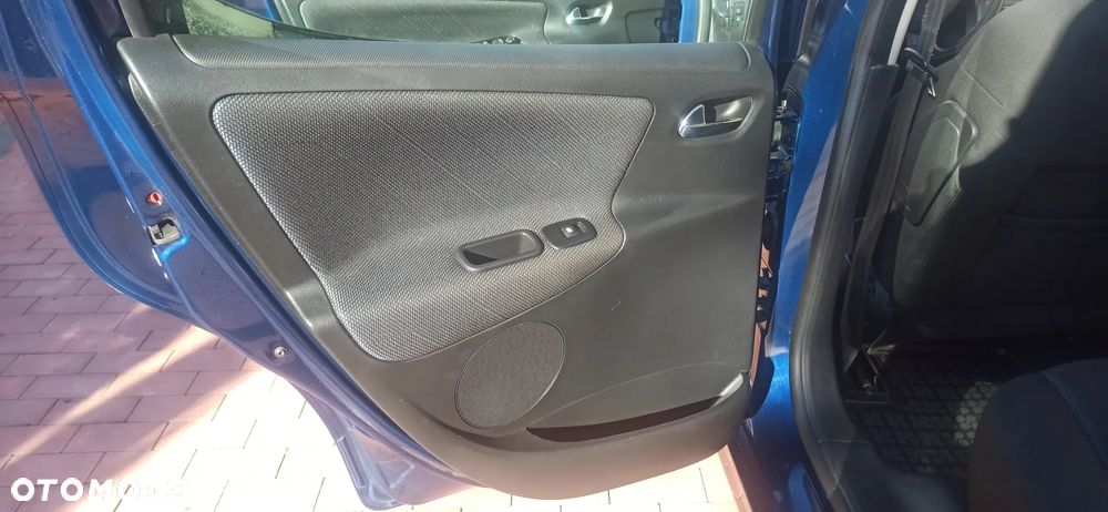 Peugeot 207 1.6 Sporty - 8