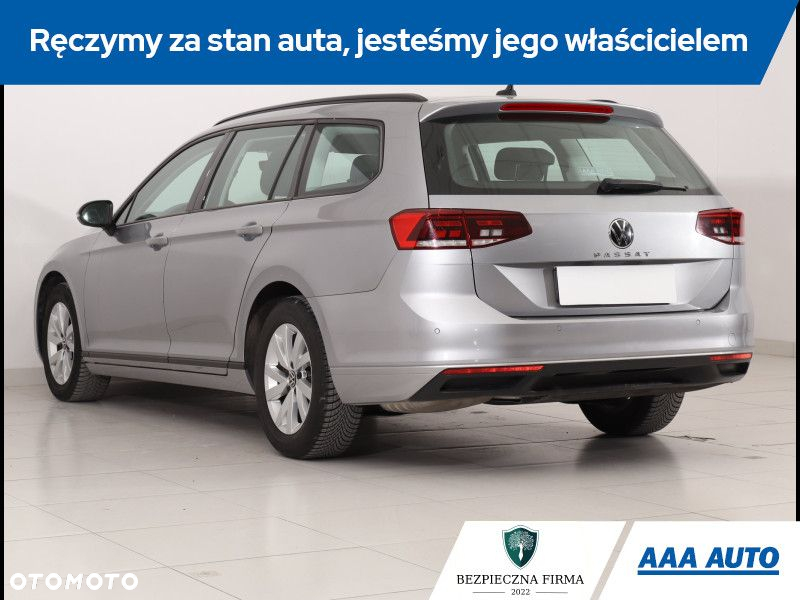 Volkswagen Passat - 5