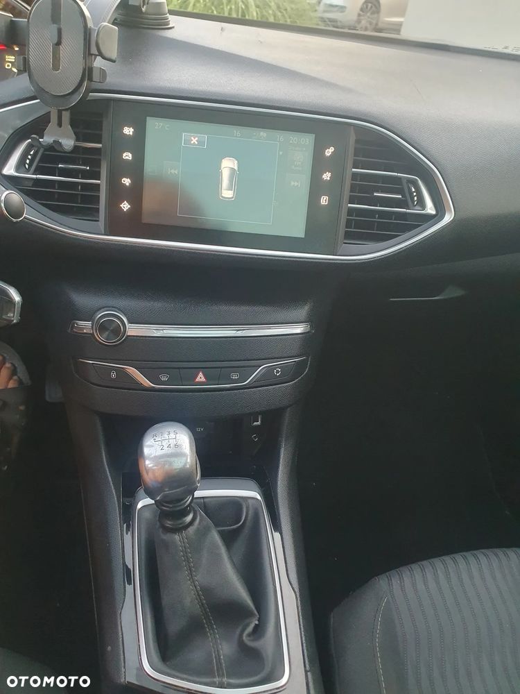 Peugeot 308 1.6 BlueHDi Allure S&S - 3