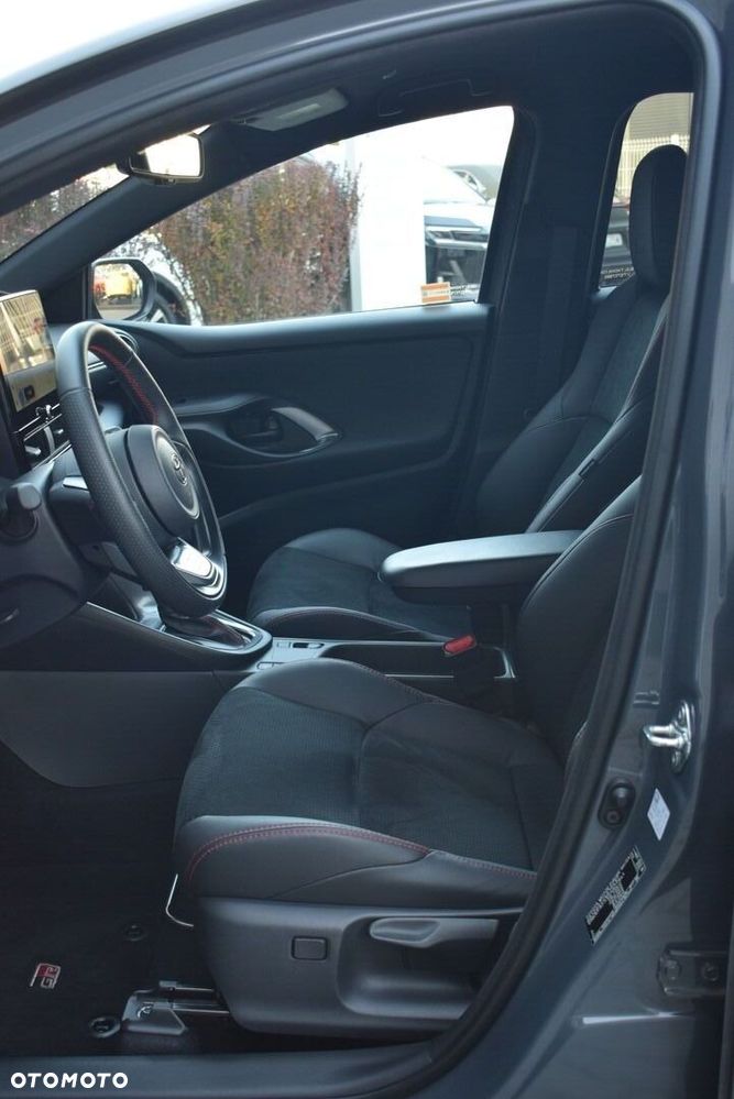 Toyota Yaris - 9