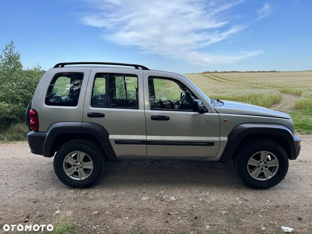 Jeep Cherokee 2.5L CRD Sport - 11