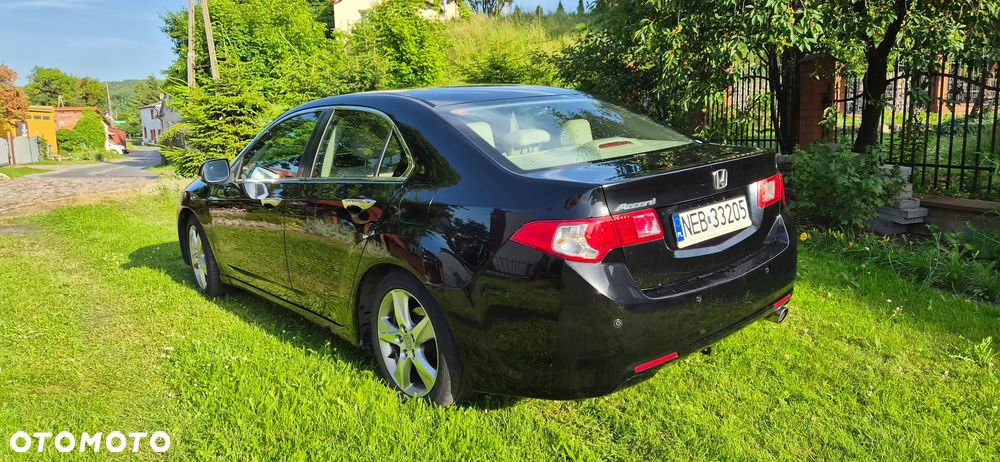 Honda Accord 2.0 Executive - 8