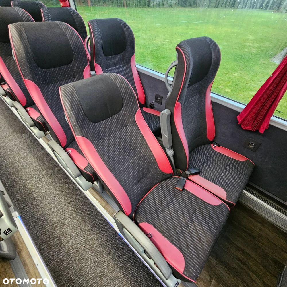 Van Hool TX11 Alicorn - 16
