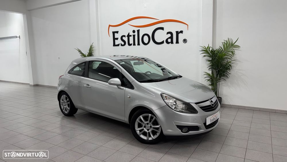 Opel Corsa 1.2 Black Edition - 1