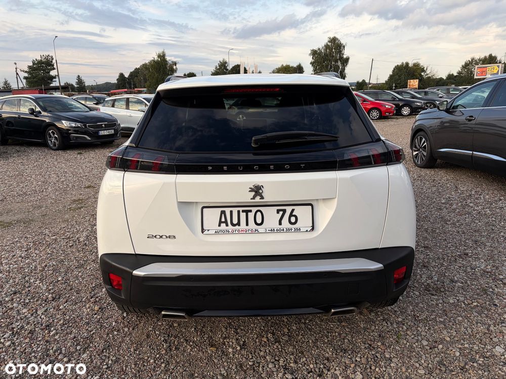 Peugeot 2008 2021 photo 4