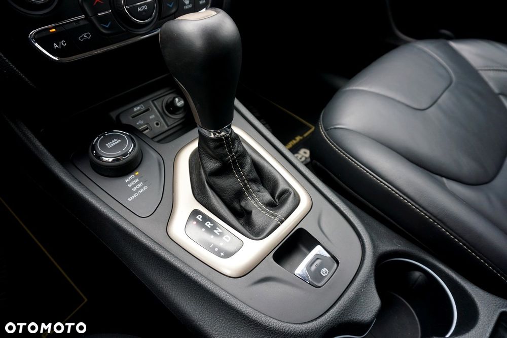 Jeep Cherokee 2.0 Multijet Active Drive I Automatik Longitude - 30