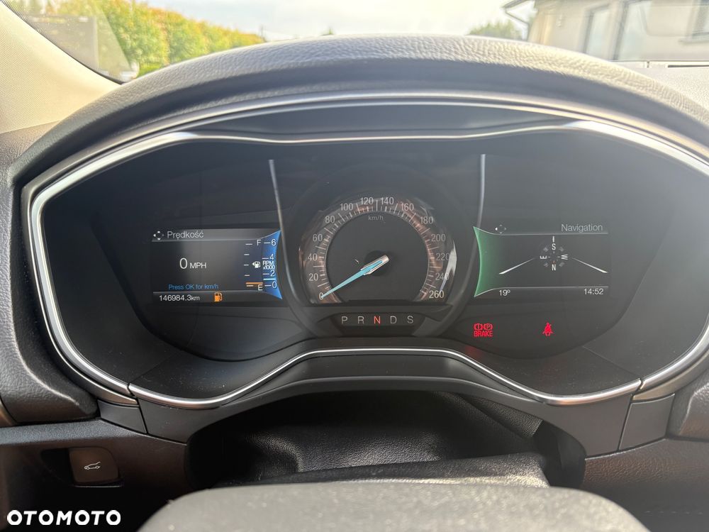 Ford Fusion 2.0 EcoBoost Titanium - 13