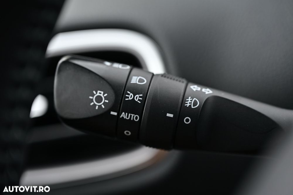 TOYOTA Prius 2020 — imagine 23