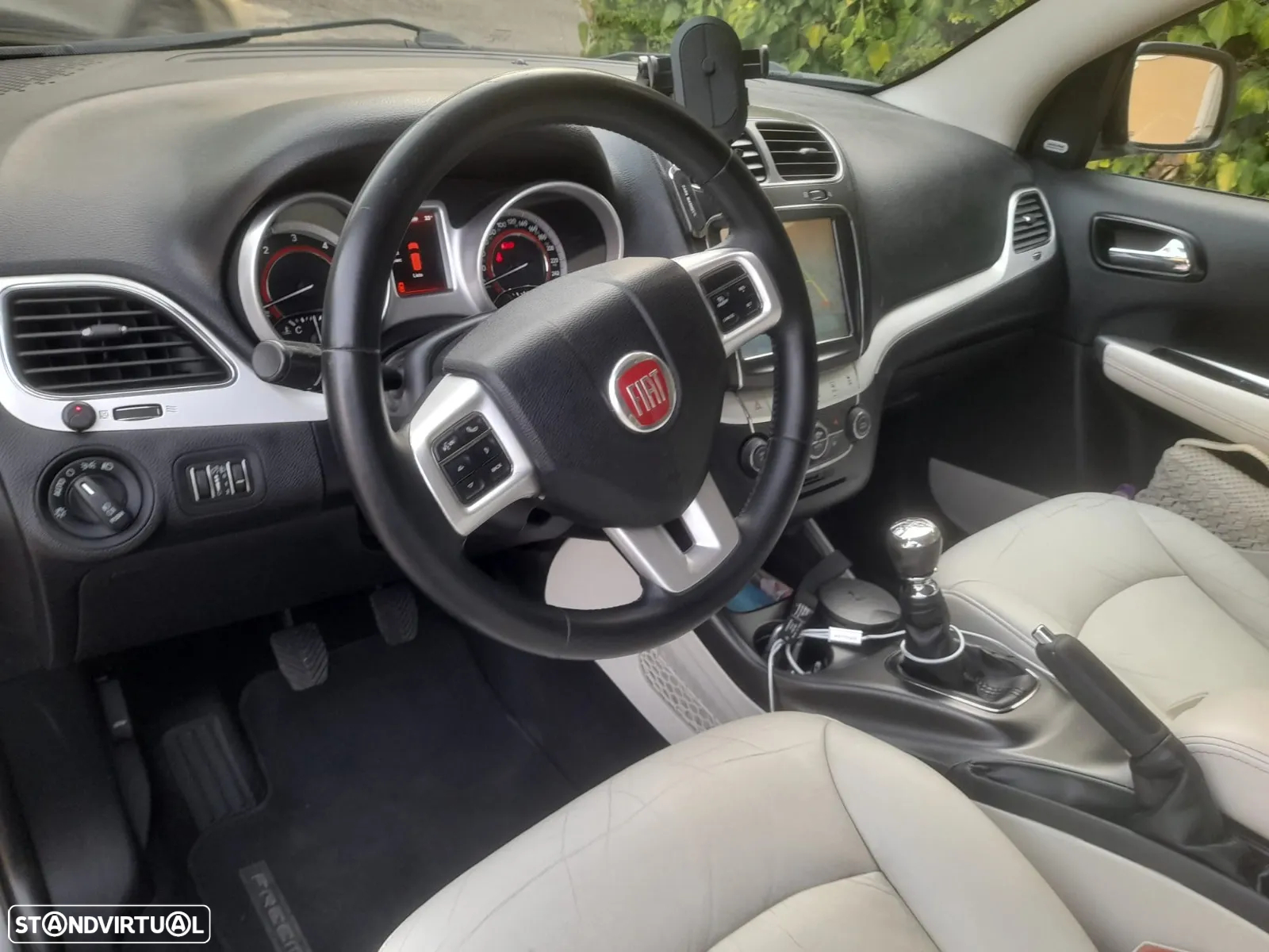 Fiat Freemont 2.0 M-Jet Urban - 6