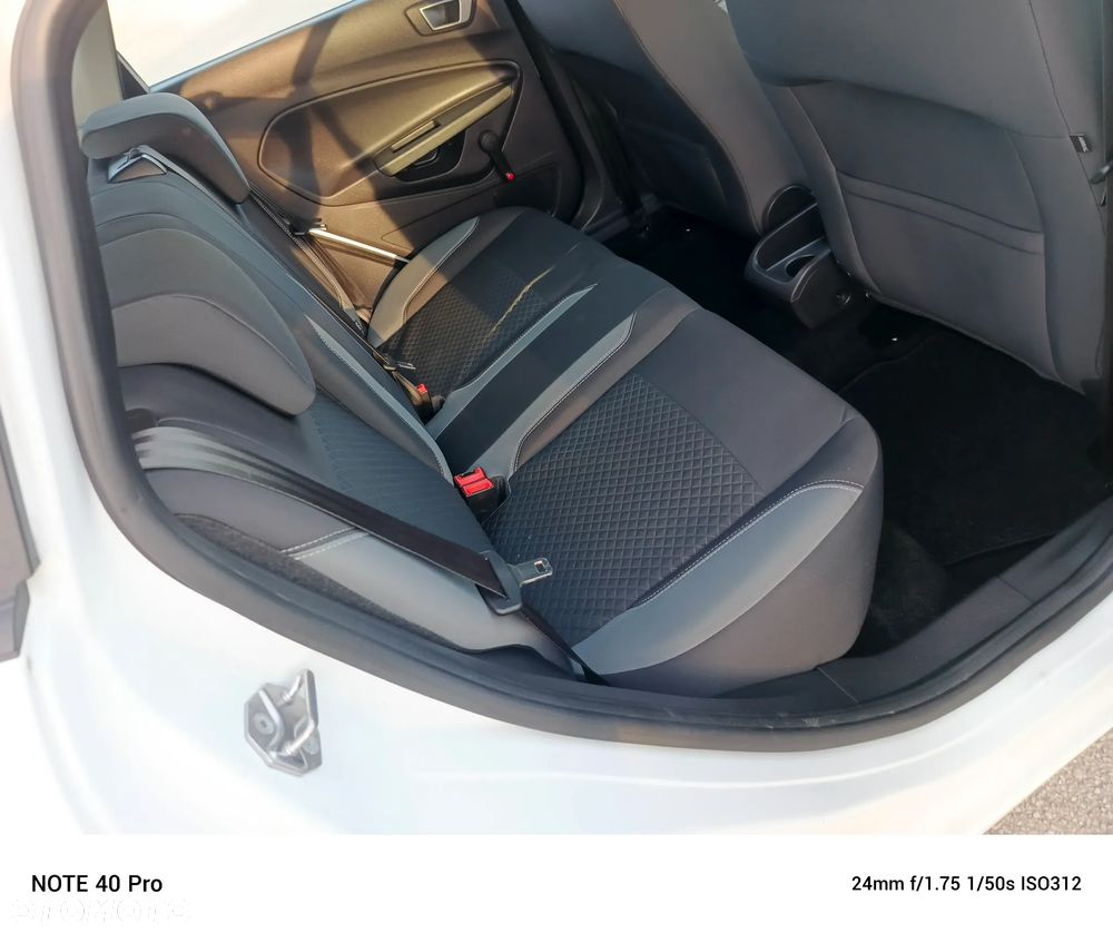 Ford Fiesta 1.0 EcoBoost Champions Edition - 22