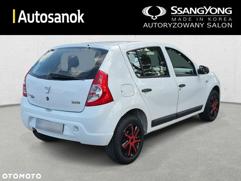 Dacia Sandero - 5
