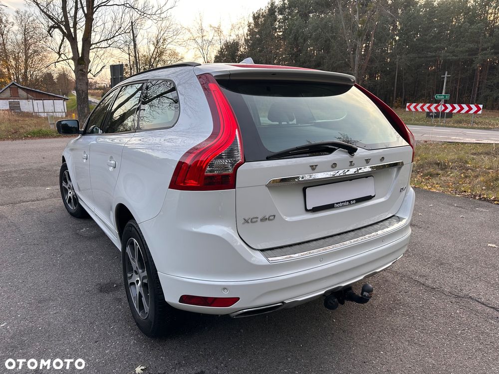 Volvo XC 60 D4 Momentum - 10