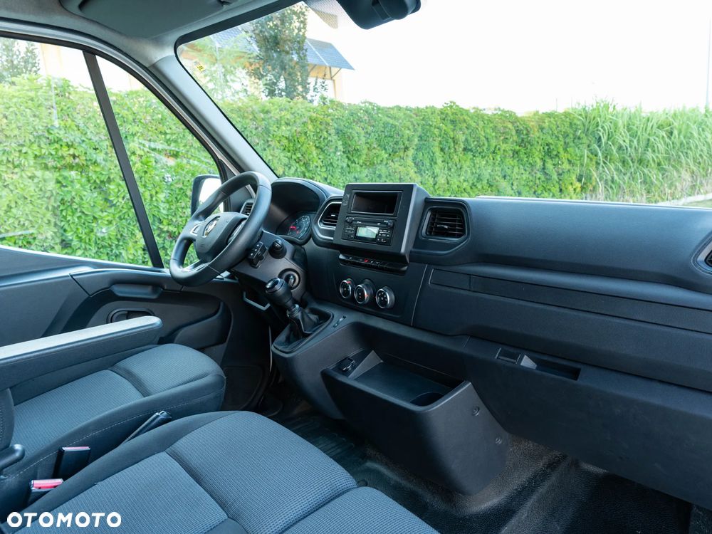 Renault Master - 18