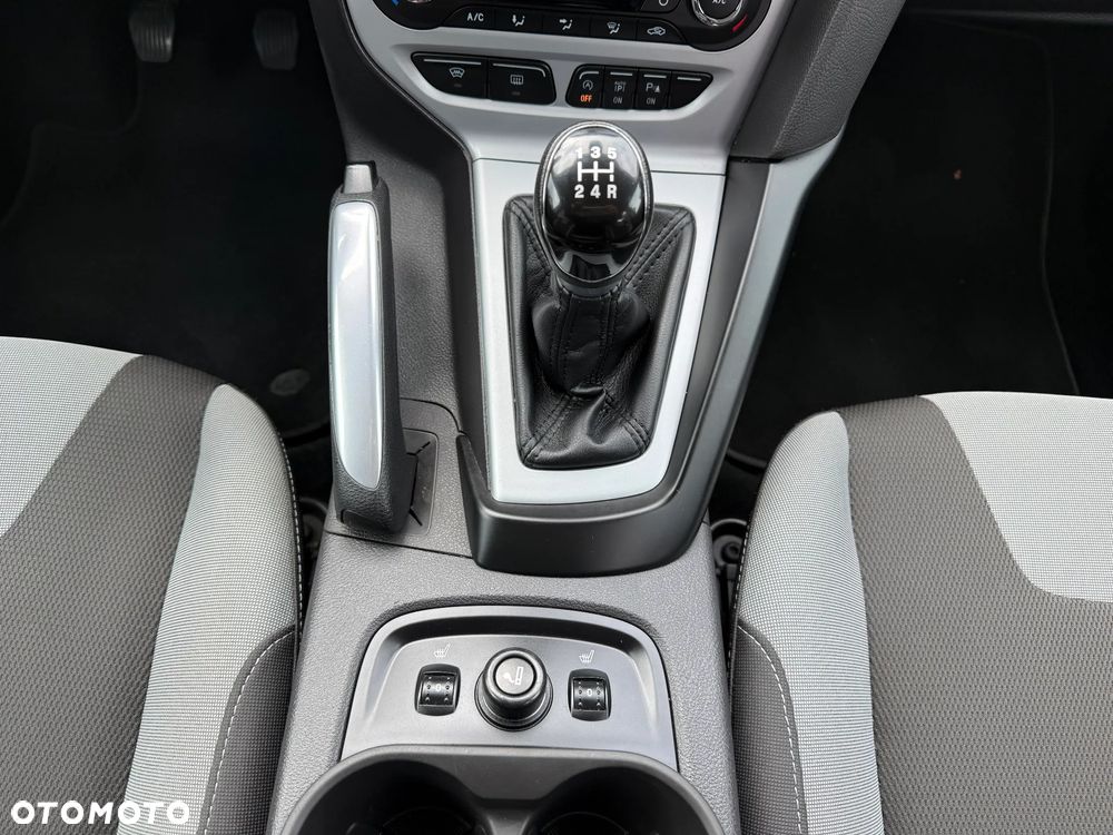 Ford Focus - 29