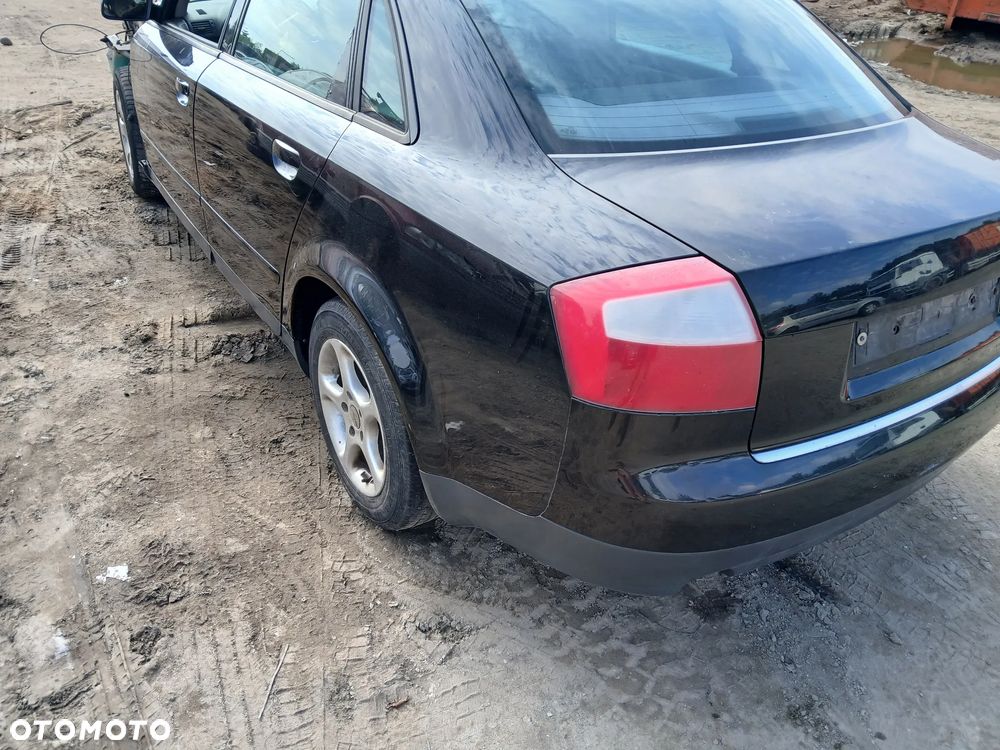 audi A4 B6 sedan LA fotel fotele kanapa deska kokpit podsufitka boczek boczki klamka podłokietnik - 2