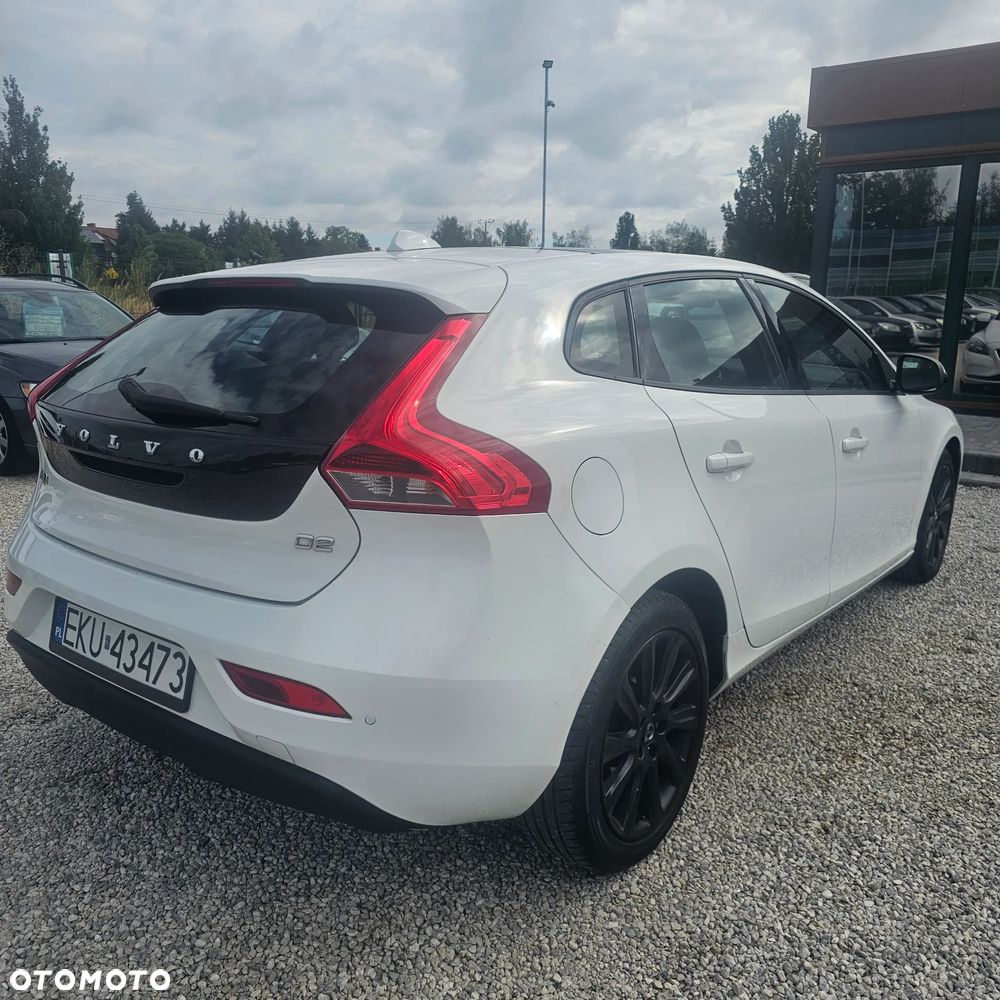 Volvo V40 D2 Kinetic - 9