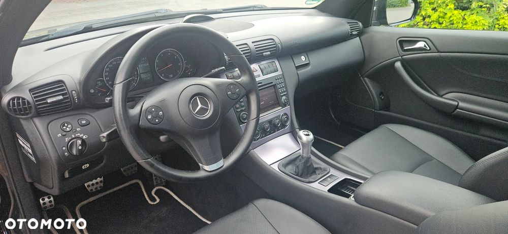 Mercedes-Benz CLC - 23