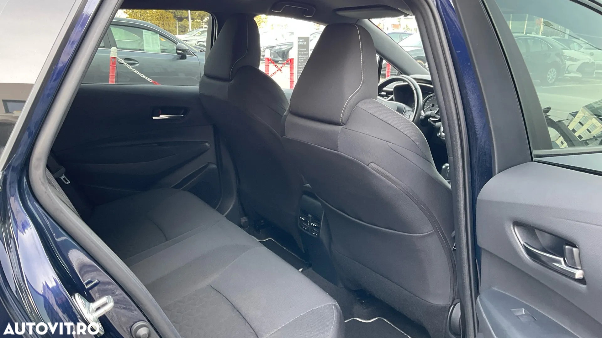 Toyota Corolla 1.8 HSD TS Dynamic - 8