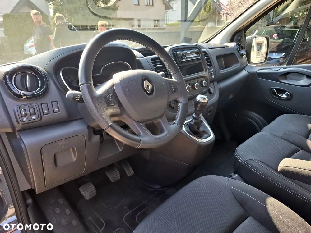 Renault Trafic - 13