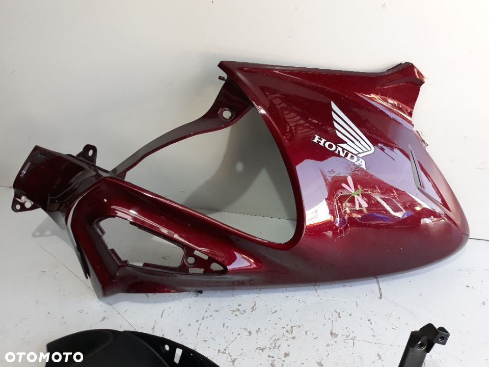 Honda NTV Deauville 700 bok boczek owiewka gmol wypełnienie - 2