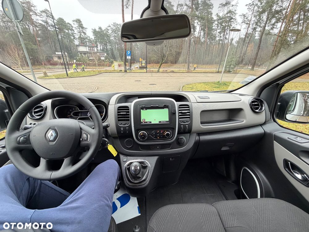 Renault Trafic - 25