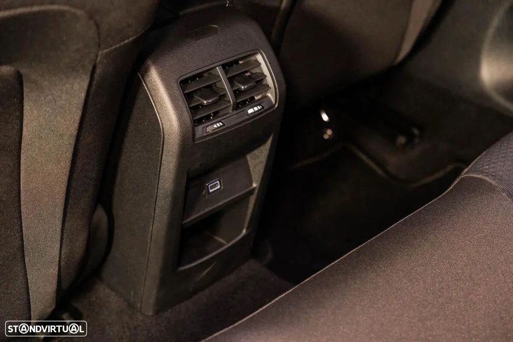 Opel Astra Sports Tourer - 39