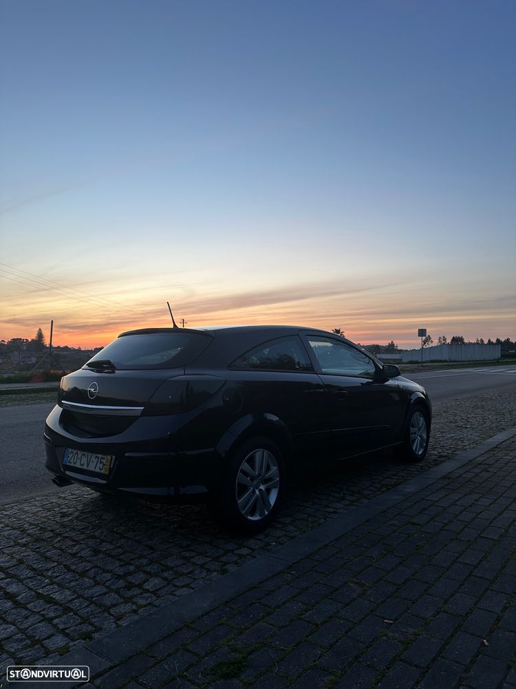 Opel Astra GTC 1.7 CDTI - 1
